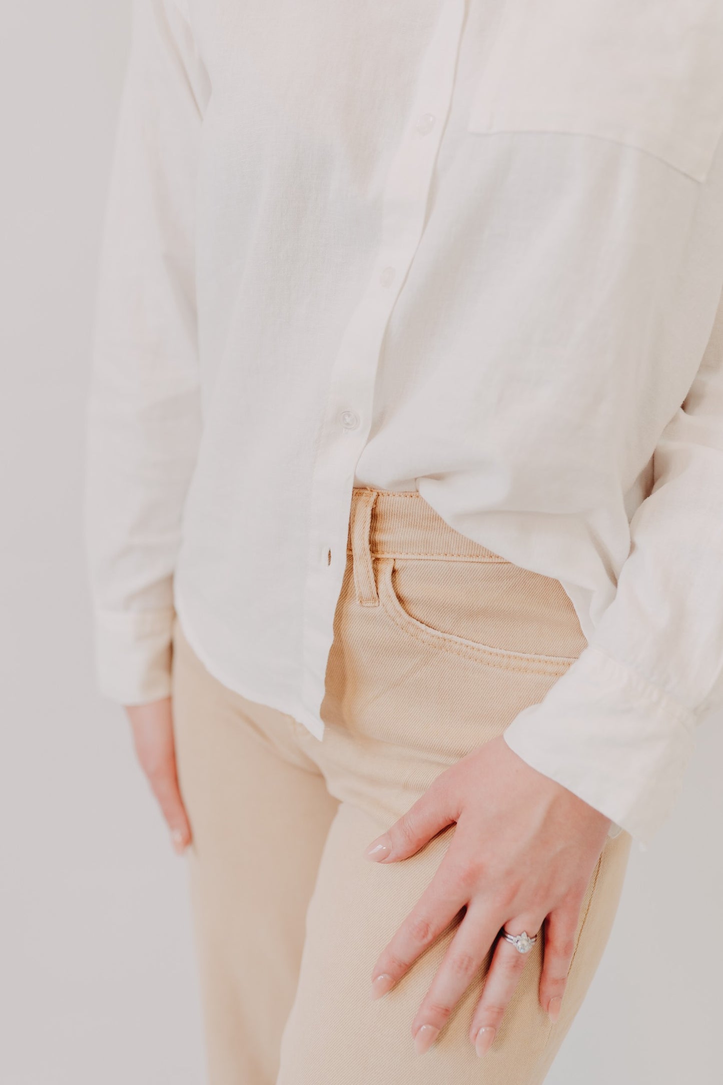 Vervet | Mid Rise Cuffed Crop Wide Leg | Sun Beige