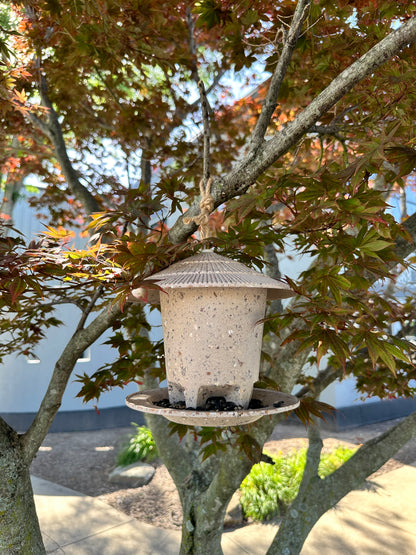 Deluxe Round Bird Feeder - Coffee Husks