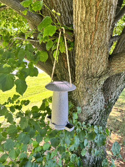 Seed Feeder - Nut Husks