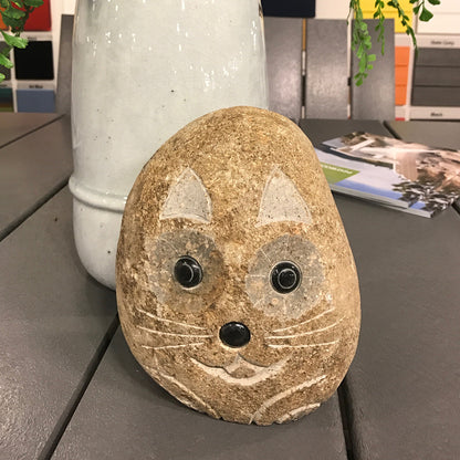 8" Boulder Cat