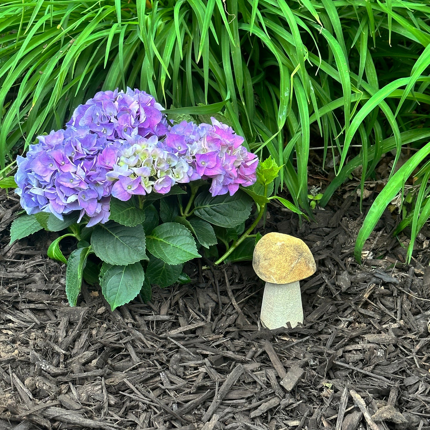 5"H Granite Boulder Mushroom